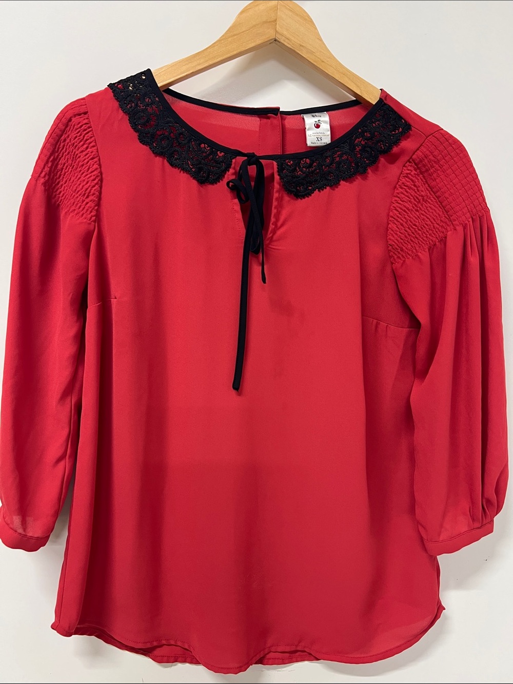 Disney by Lauren Conrad, Red Blouse w/Black Collar, XS, 3/4Sleeve, Sheer, Button